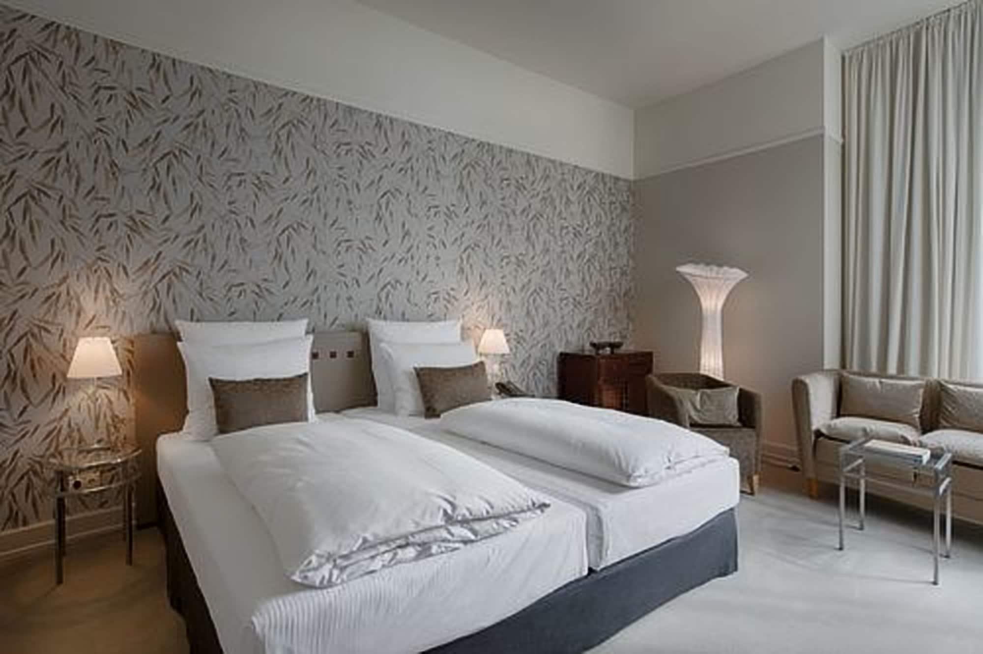 Privathotel Lindtner ฮัมบูร์ก ภายนอก รูปภาพ A room at the Hotel Axelmannstein