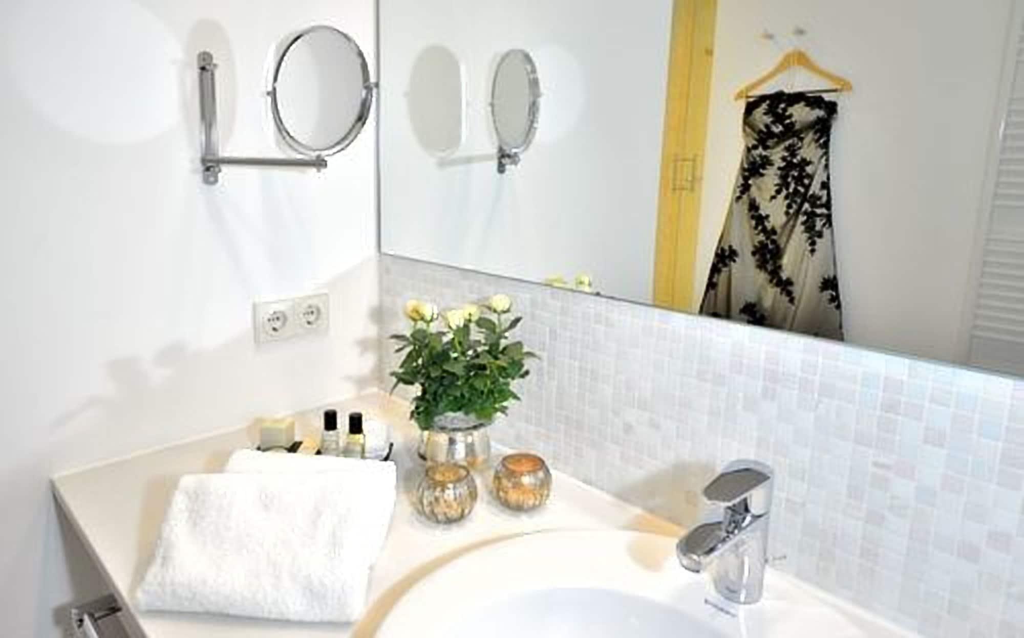 Privathotel Lindtner ฮัมบูร์ก ภายนอก รูปภาพ Bathroom