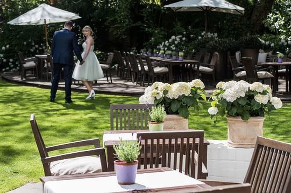 Privathotel Lindtner ฮัมบูร์ก ภายนอก รูปภาพ The garden