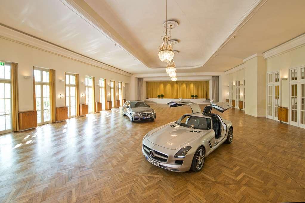Privathotel Lindtner ฮัมบูร์ก สิ่งอำนวยความสะดวก รูปภาพ Mercedes-Benz Museum