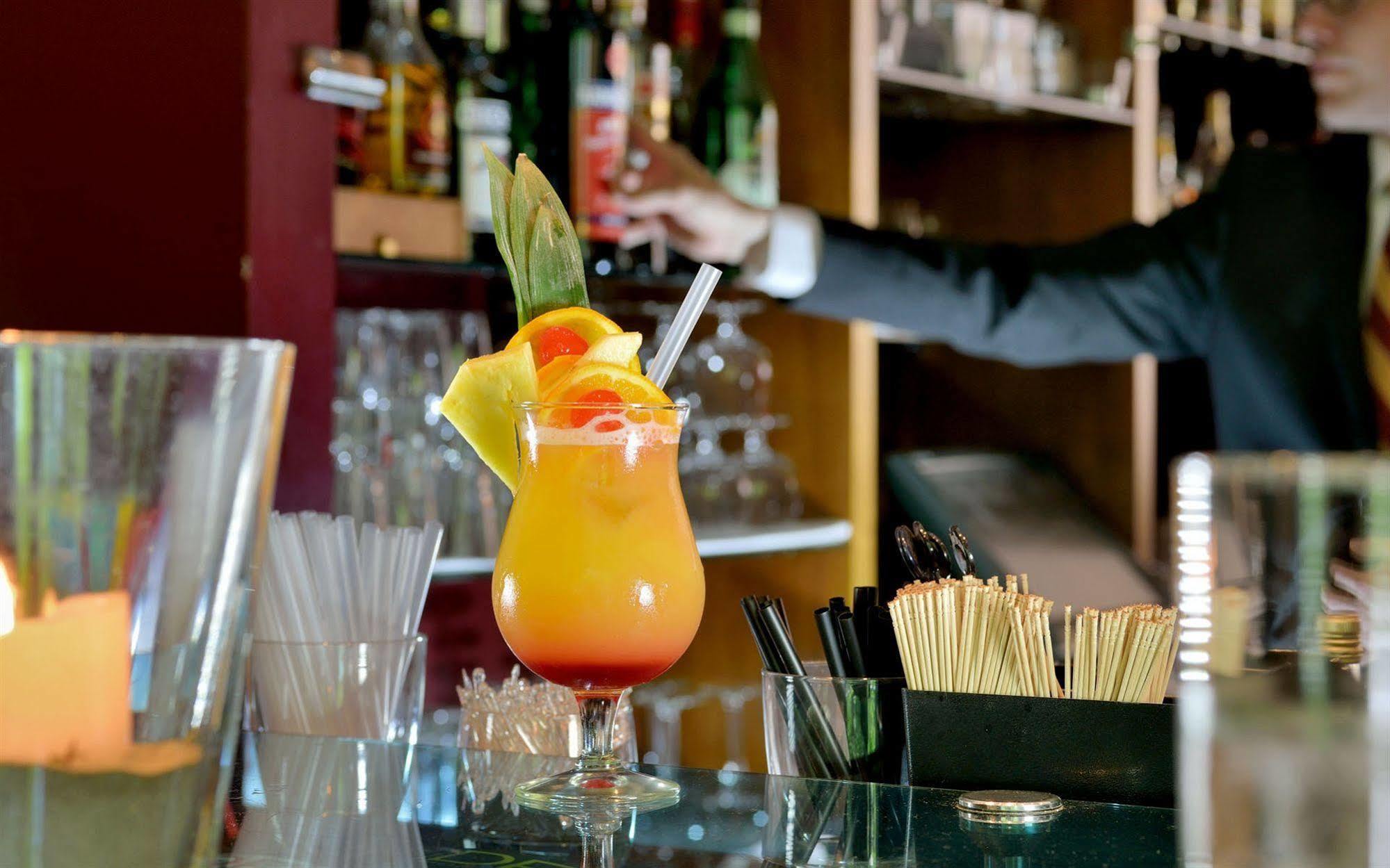 Privathotel Lindtner ฮัมบูร์ก ภายนอก รูปภาพ A Zombie cocktail