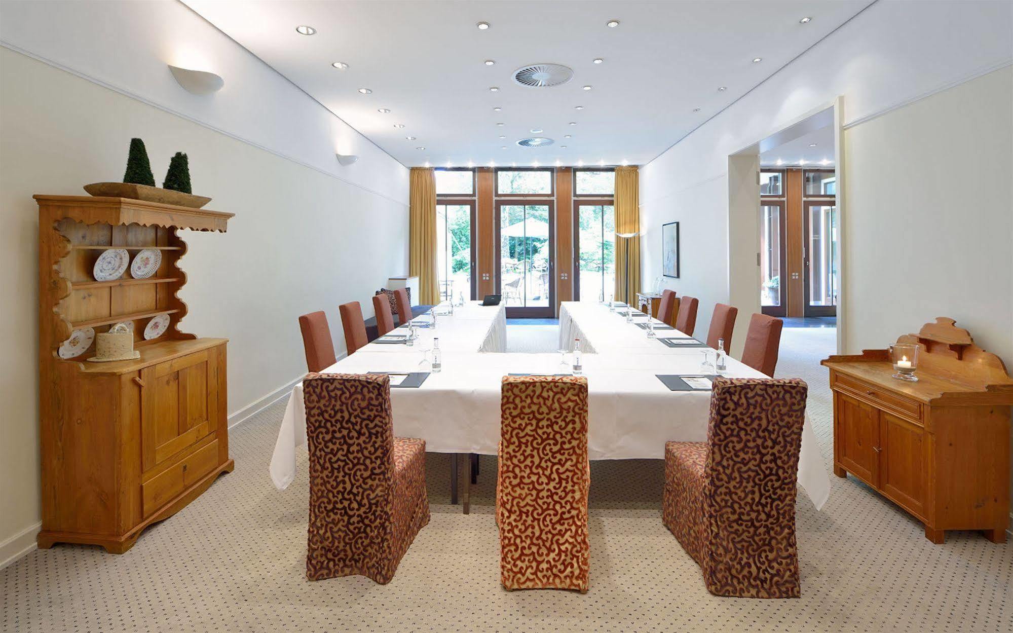 Privathotel Lindtner ฮัมบูร์ก ภายนอก รูปภาพ The meeting room of the Federal Council